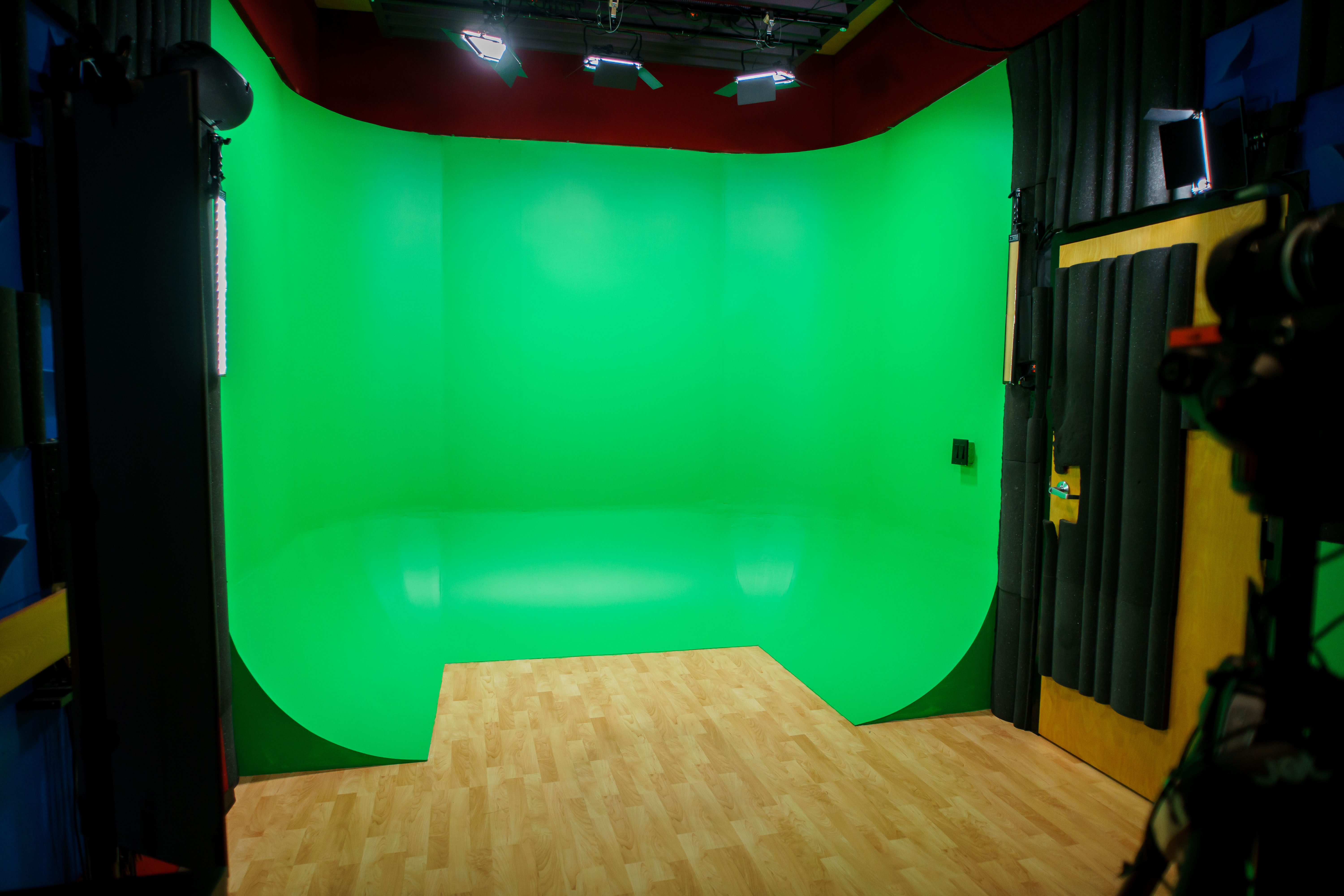 Green Screen Studio image 1